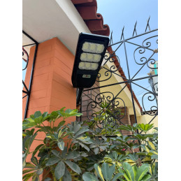 Reflector Solar LED 300W Luz Blanca IP67 con Sensor de Movimiento | Poste para Calle y Exterior V66